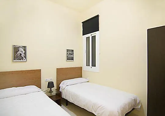 Rent4Days Sagrada Familia Apartments