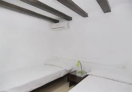 Rent4Days Sagrada Familia Apartments  Barcelona